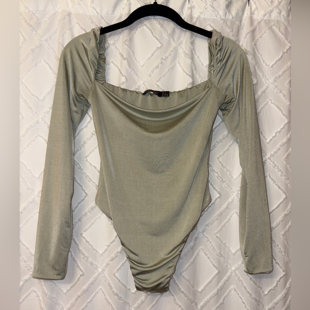 Nasty Gal Long Sleeve Bodysuit, Size 4, Light Green, Silk like Material